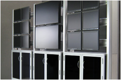 COMO monitor wall system holds flatscreen montiors from 19’’ to 70’’